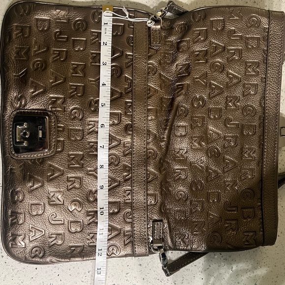 Marc by Marc Jacobs Leather Fold Strap bag - Picture 2 of 6
